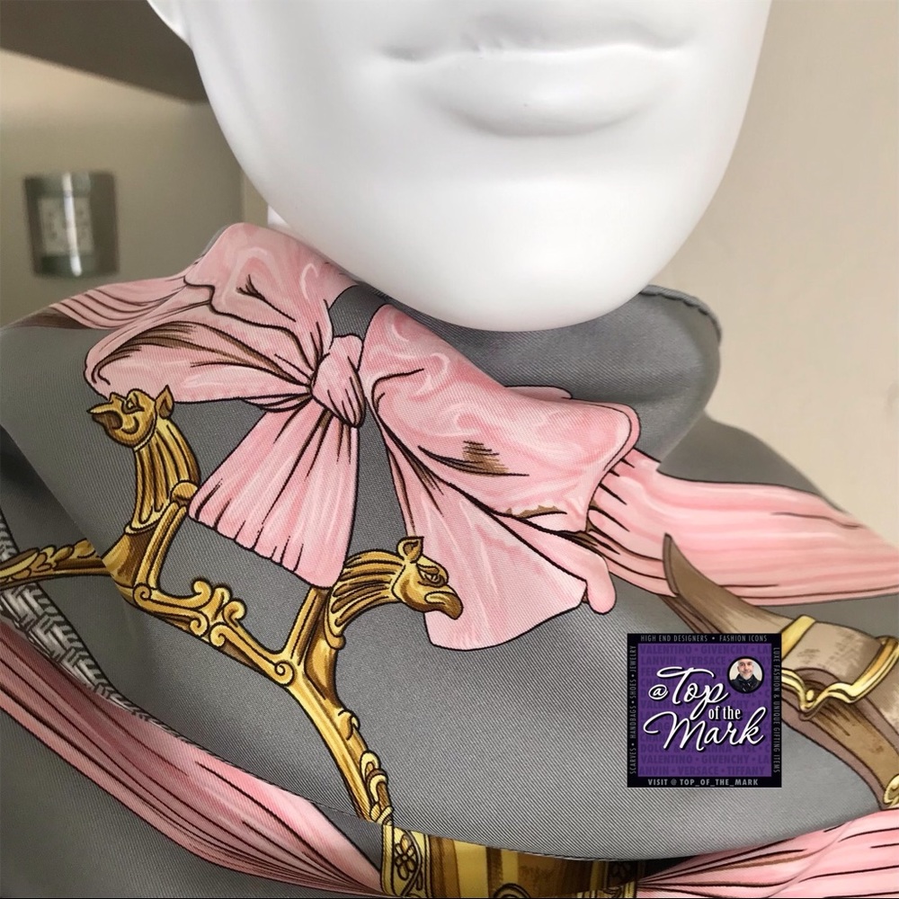 HERMÈS Pink ETRIERS 90cm Silk Foulard w Box